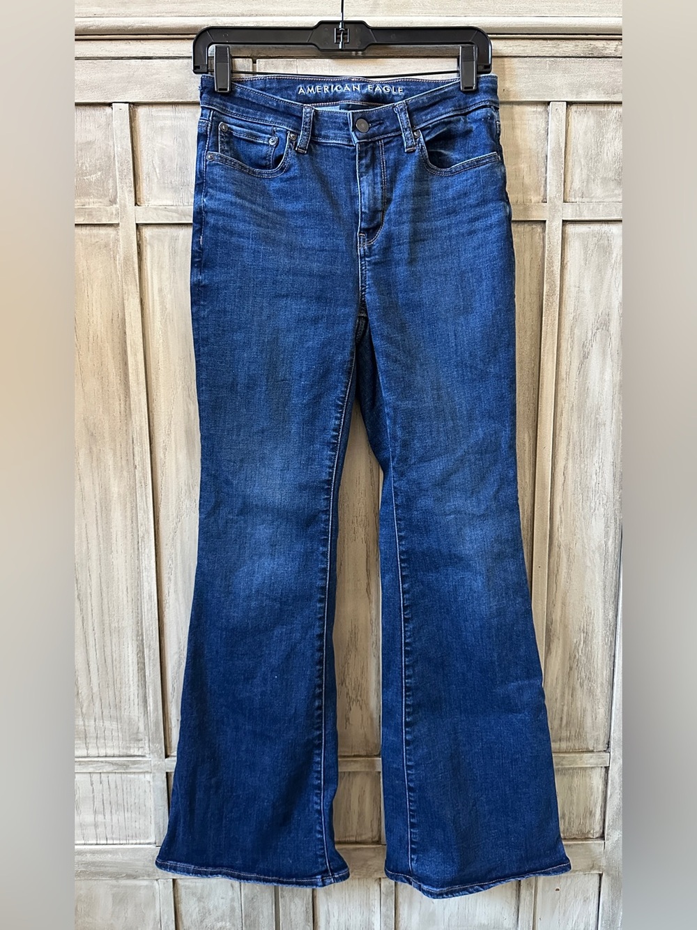 American Eagle AE Super High Rise Flare Jeans Size 2 Regular Dark Wash Women’s